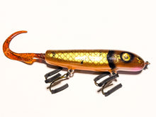 Load image into Gallery viewer, Lucky Tuck Glide Baits