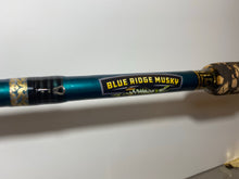 Load image into Gallery viewer, Custom Blue Ridge Musky 8&#39;6&quot; XXH Casting Rod ( 10-16oz )
